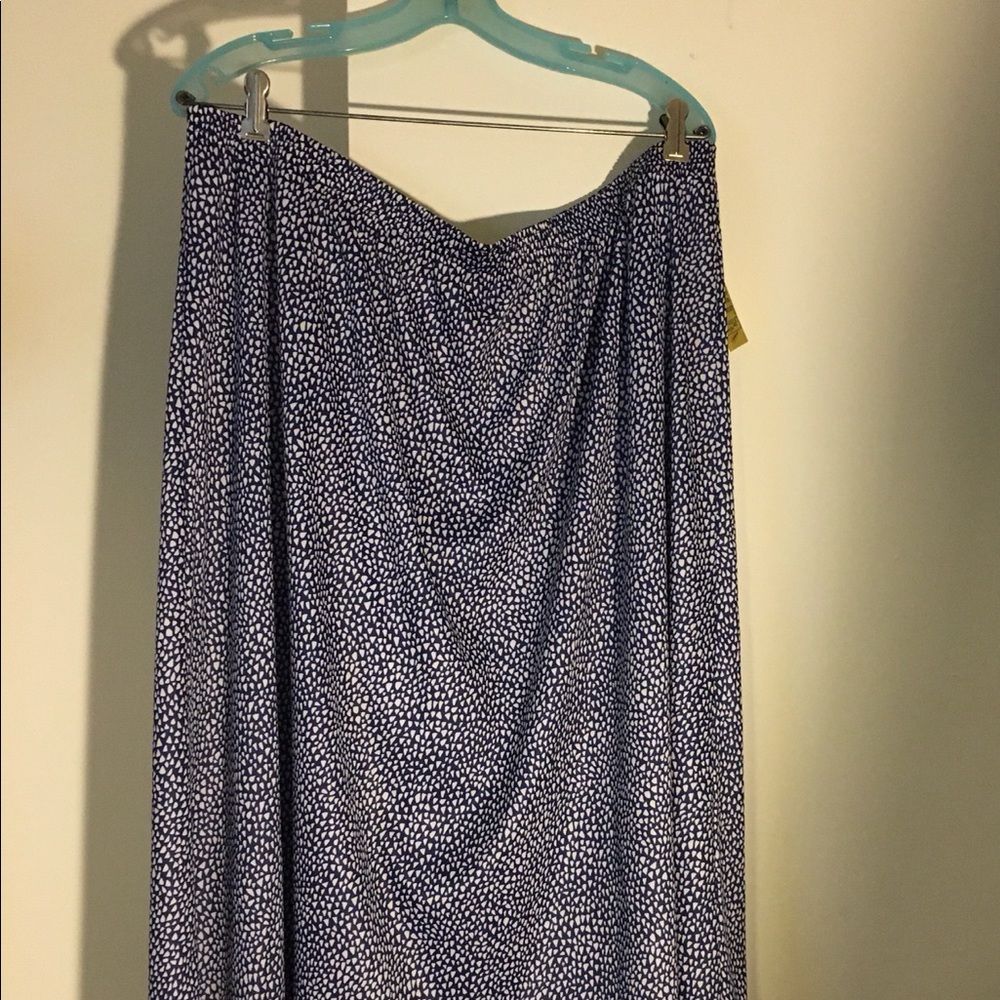 Top Notch Lightweight Elastic Waist Skirt 28W NWT